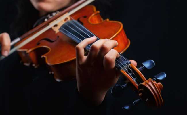 Violin hard to play